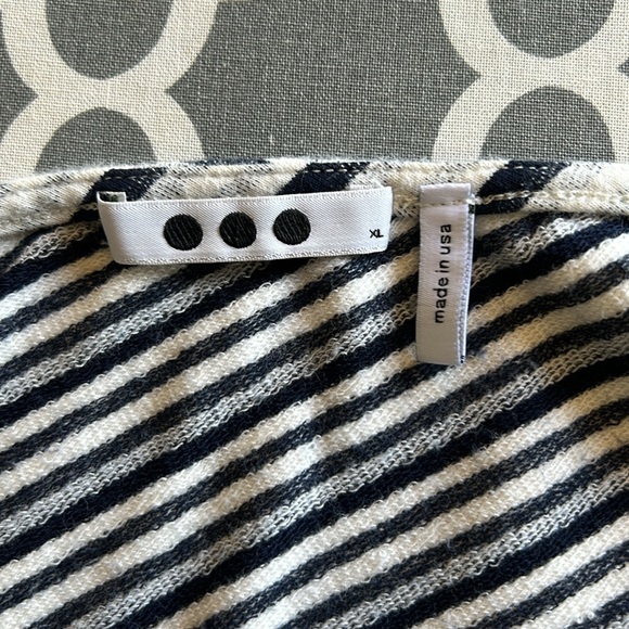 Three Dots Striped Cross Hi-Lo Hem Reversible Top szXL - Picture 10 of 13